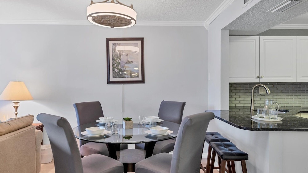 Quiet Condo Near Downtown Punta Gorda 2 Bedroom Condo