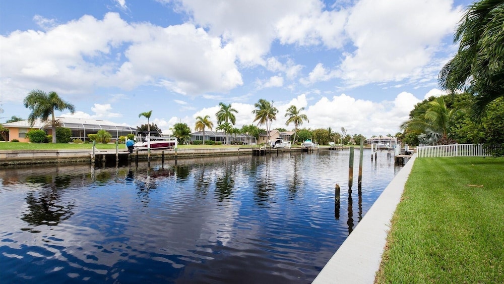Punta Gorda Isles 3-Bedroom Private Pool Home on Canal with Dock 3 Home