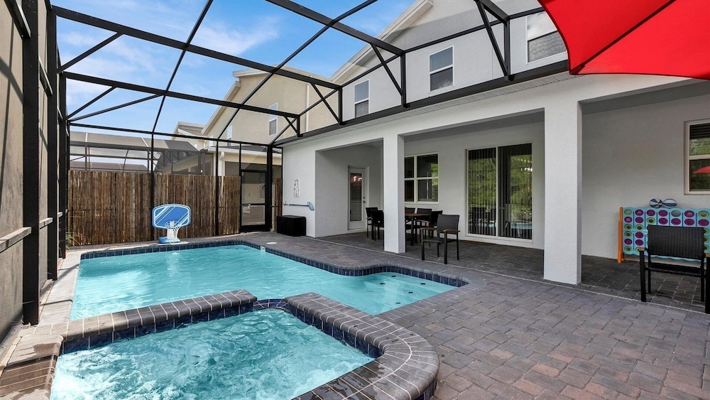 Storey Lake Resort 8 Bedroom Home Game Room + Pool 8 Home