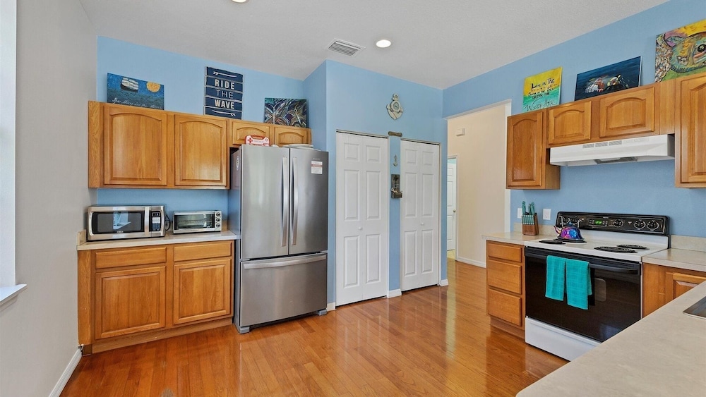 Close To Casey Key Nokomis Beach Pet Friendly Large Yard 3 Bedroom Home