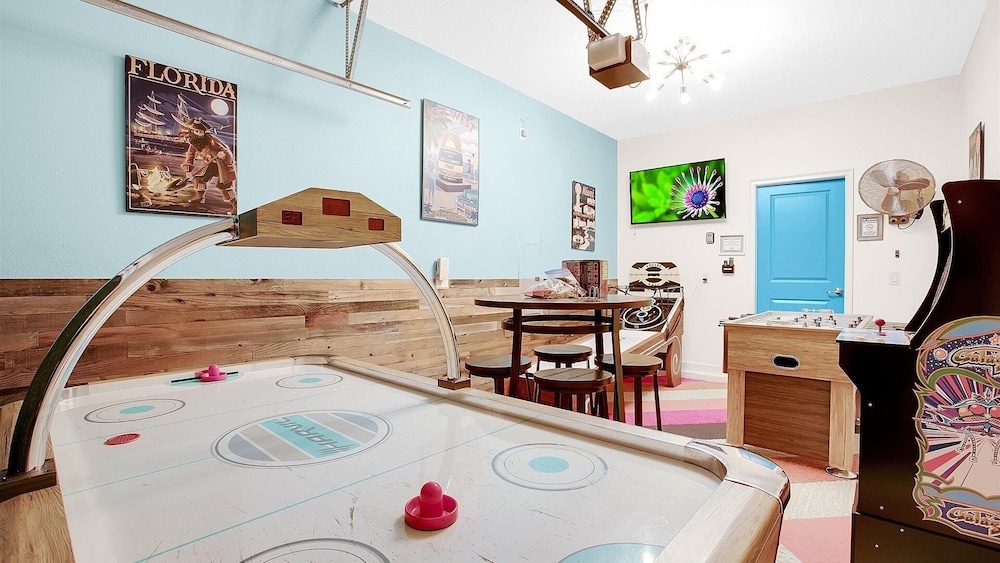 Solterra Resort 5 Bedroom Home with Pool Spa Game Room 5 Home