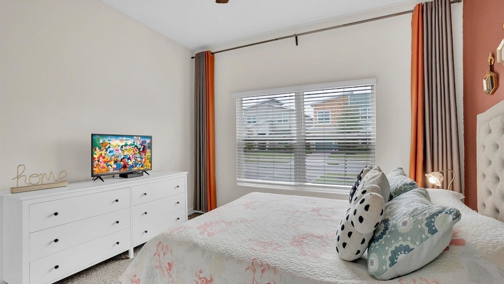 Storey Lake Resort 5 Bedroom Townhome Pet Friendly 5 Townhouse