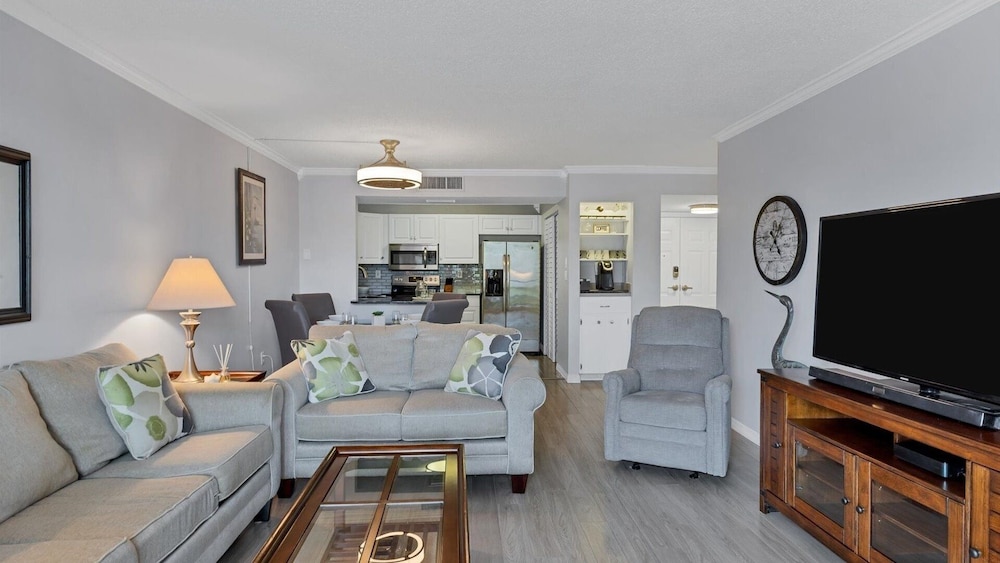 Quiet Condo Near Downtown Punta Gorda 2 Bedroom Condo