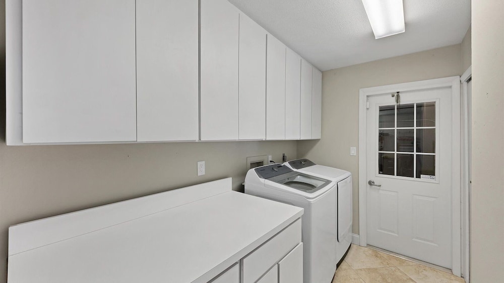 Family-friendly Waterfront 4br Pool Punta Gorda Isles 4 Bedroom Home