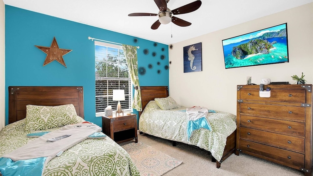 Solterra Resort 5 Bedroom Home with Pool Spa Game Room 5 Home