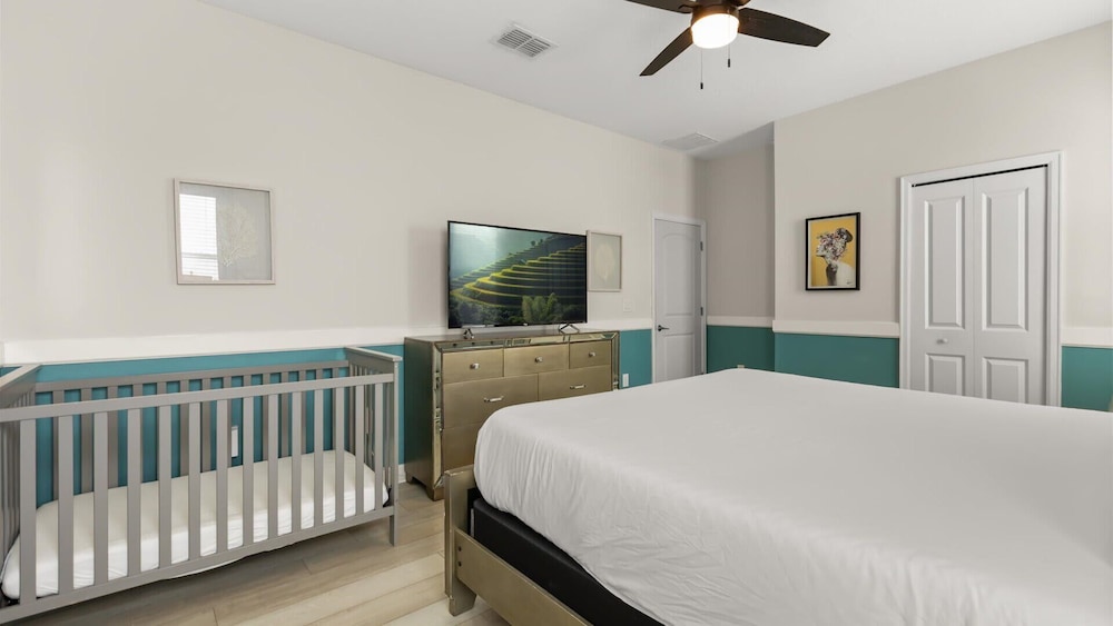 Championsgate Family Homepool, Hot Tub & Cinema