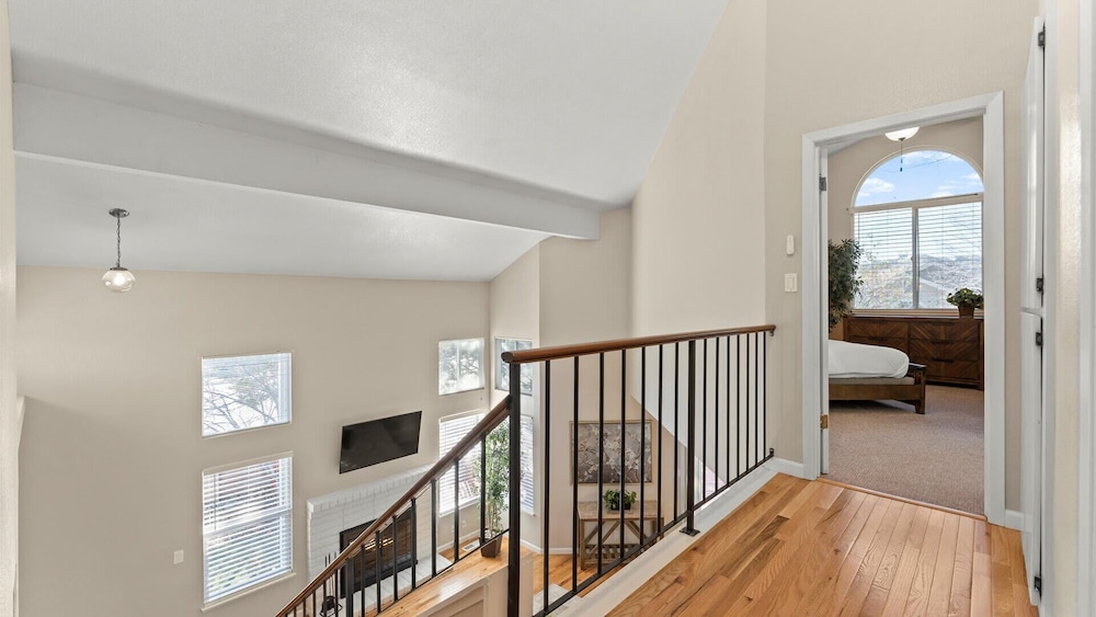 NEW Cityside Stay 3BR Retreat Near DT w Patio