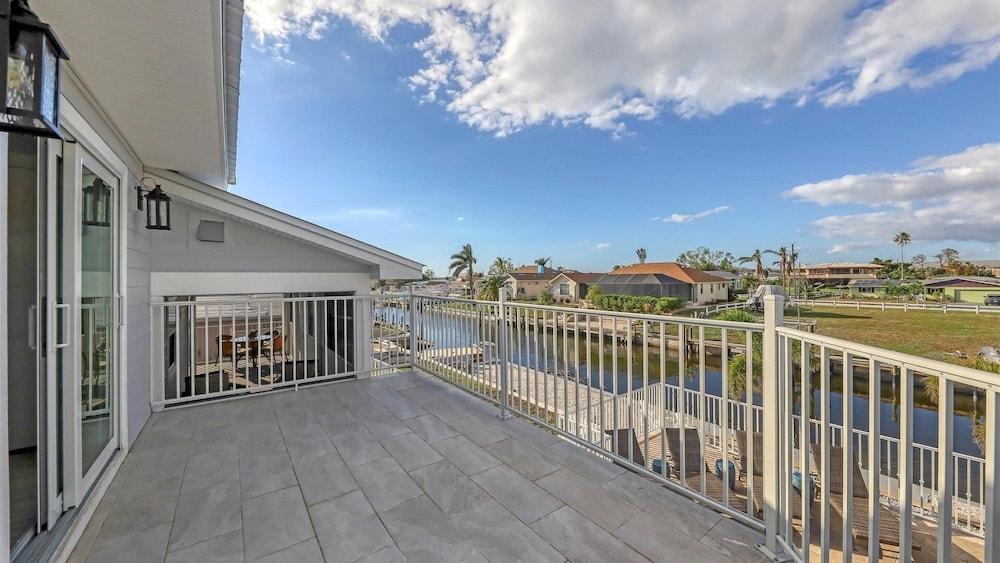 Englewood 3 Bedroom Private Pool+Spa Canal on Lemon Bay Home 3 Home