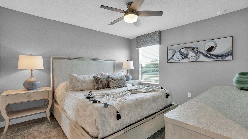 Championsgate 8 bedroom, Game room, Pool, Theater 8 Home