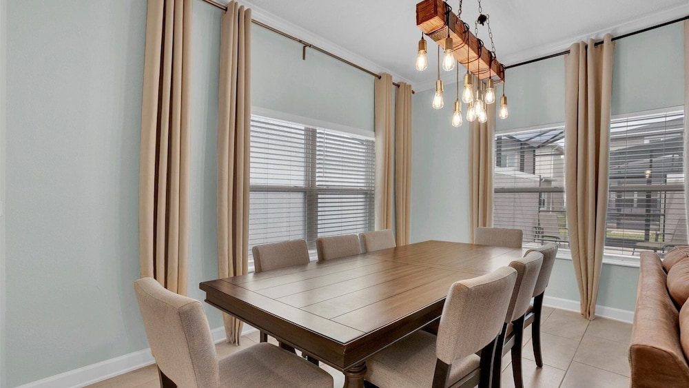 Storey Lake Resort 5 Bedroom Townhome Pet Friendly 5 Townhouse