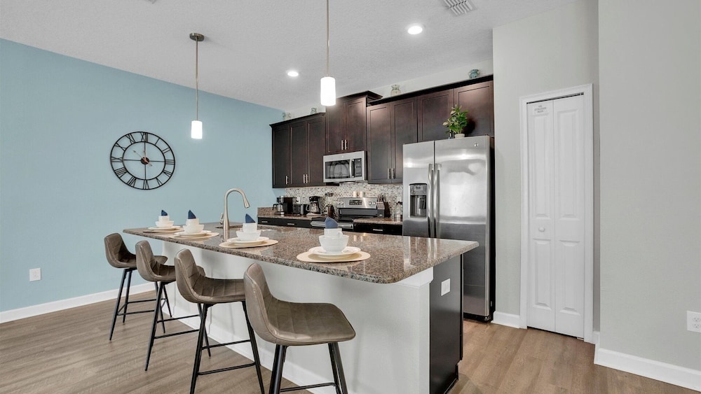 Storey Lake Resort 4 Bedroom Pet Friendly Townhome 4 Townhouse