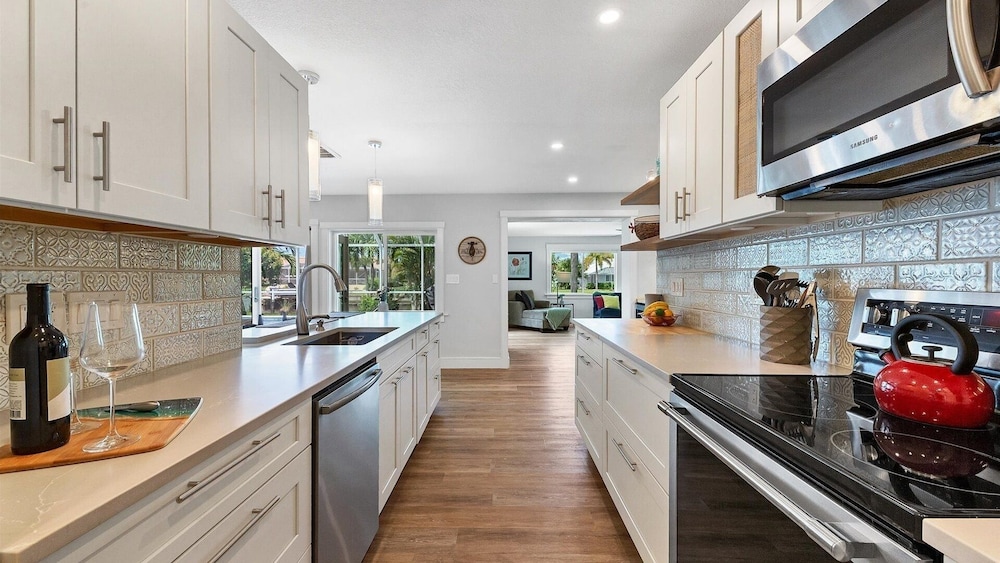 Punta Gorda Isles 3-Bedroom Private Pool Home on Canal with Dock 3 Home