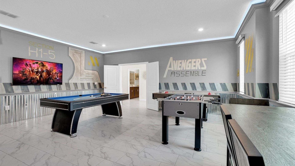 Championsgate 8 bedroom, Game room, Pool, Theater 8 Home