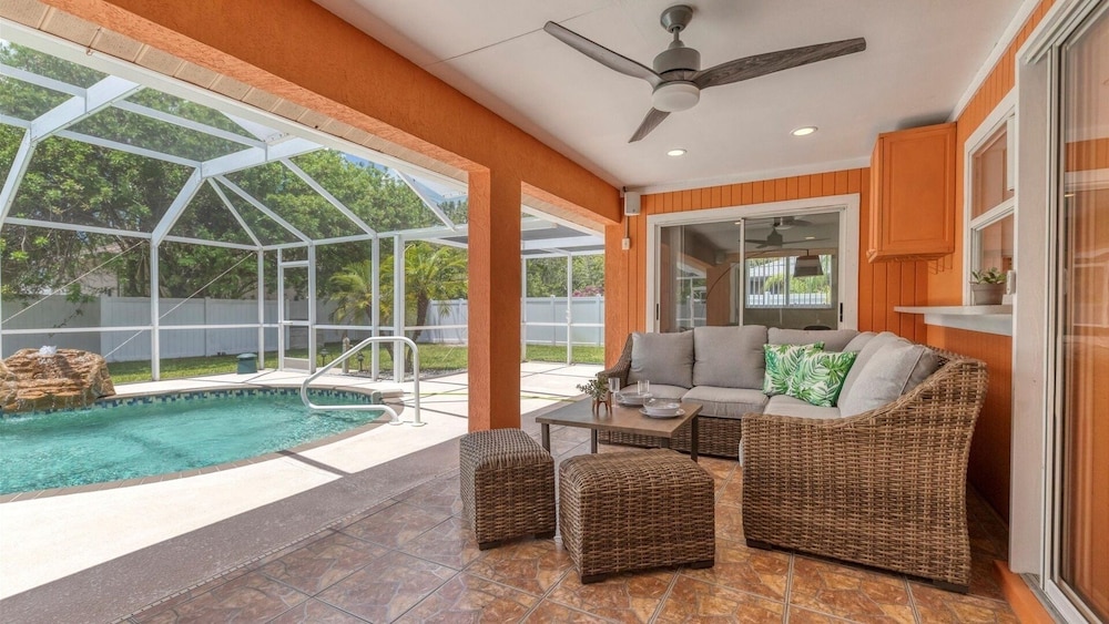 Sunset Oasis Englewood 2 Bedroom Private Pool Home Fully Fenced Yard- Dog friendly 2 Home