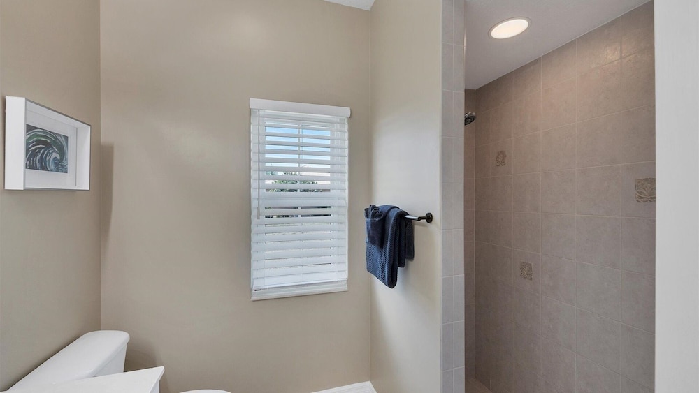 Waterfront Punta Gorda Isles 3 Bedroom pool hot tub, dock, bikes office 3 Home
