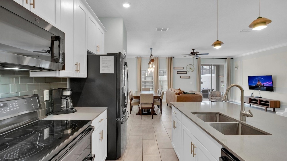 Storey Lake Resort 5 Bedroom Townhome Pet Friendly 5 Townhouse