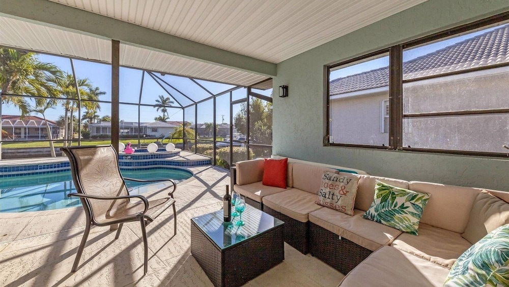Punta Gorda Isles Private Pool/spa Home On Canal/ Bikes 3 Bedroom Home