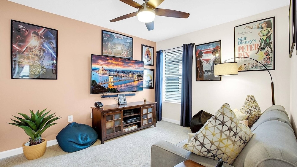 Solterra Resort 5 Bedroom Home with Pool Spa Game Room 5 Home