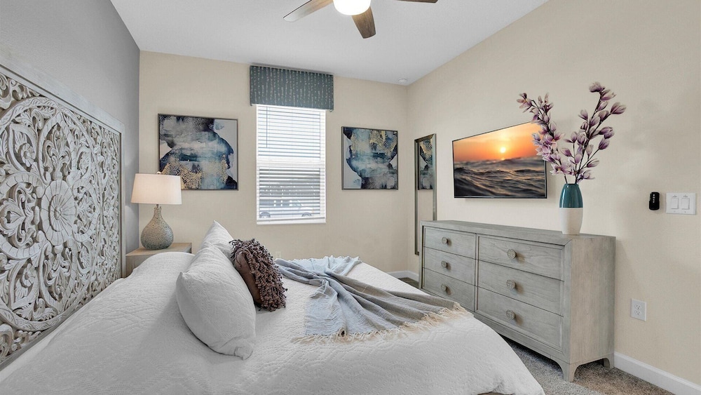 Championsgate 8 bedroom, Game room, Pool, Theater 8 Home