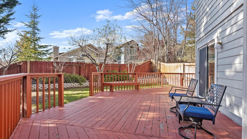 NEW Cityside Stay 3BR Retreat Near DT w Patio