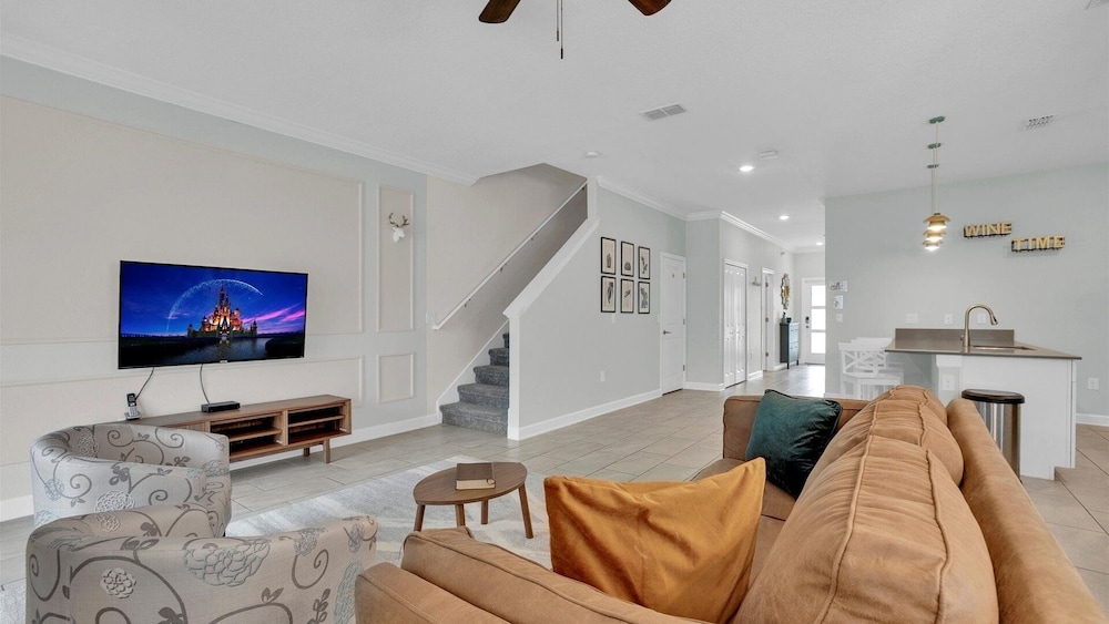 Storey Lake Resort 5 Bedroom Townhome Pet Friendly 5 Townhouse