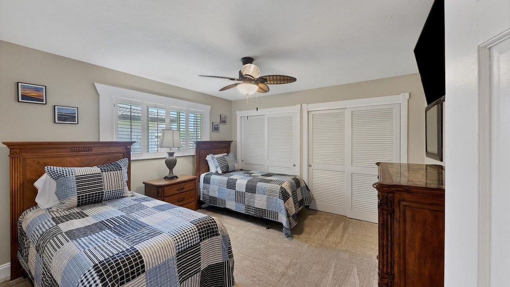 Family-friendly Waterfront 4br Pool Punta Gorda Isles 4 Bedroom Home