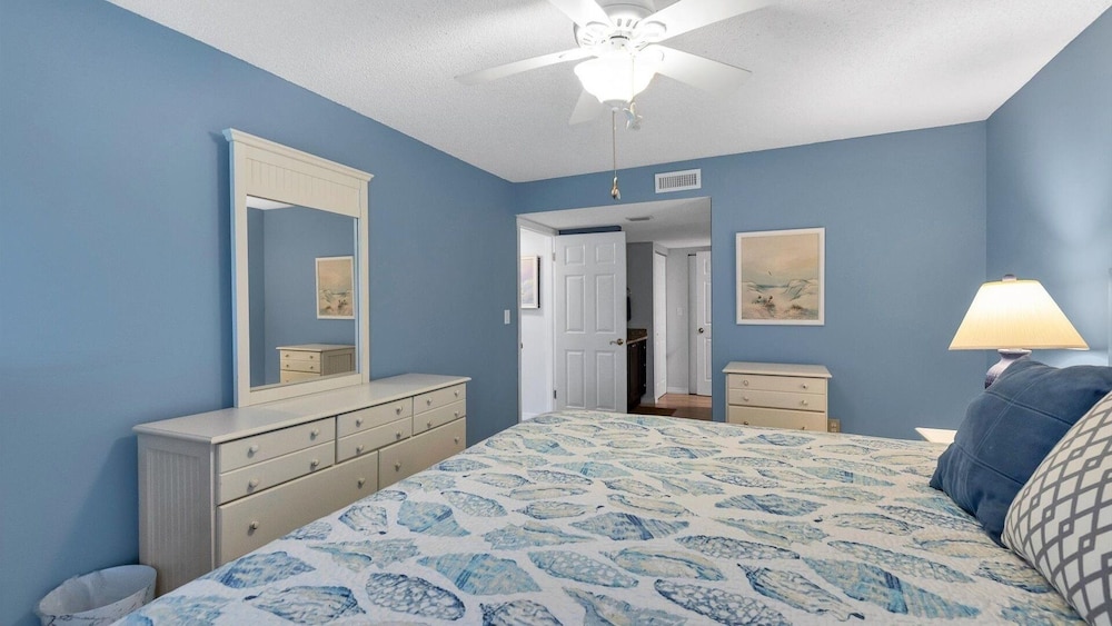 Quiet Condo Near Downtown Punta Gorda 2 Bedroom Condo