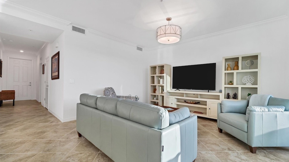30-night Min. Clubhouse Open Heritage Landing Golf Club Golf Membership Transfer Included 2 Bedroom Condo
