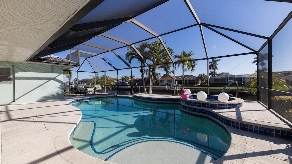 Punta Gorda Isles Private Pool/spa Home On Canal/ Bikes 3 Bedroom Home