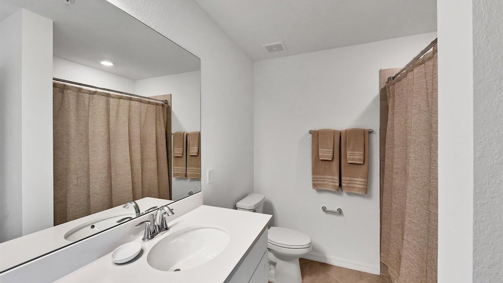 30-night Min 3 Bdrm 2nd Floor Heritage Landing Golf Club Transfer Included! 3 Bedroom Condo