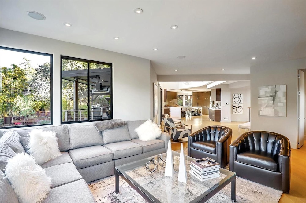 KBM Resorts Long Term Lease 4 Bed/3 Bath Luxury Home Pool, Bbq, Fitness Center Orinda Retreat Ldd-32