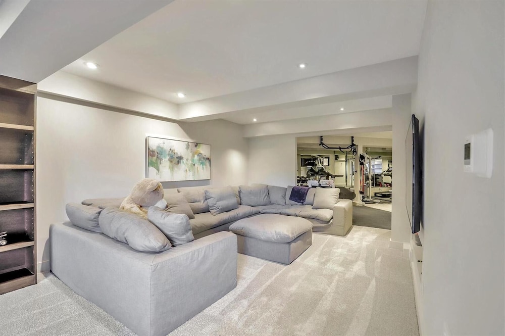 KBM Resorts Long Term Lease 4 Bed/3 Bath Luxury Home Pool, Bbq, Fitness Center Orinda Retreat Ldd-32