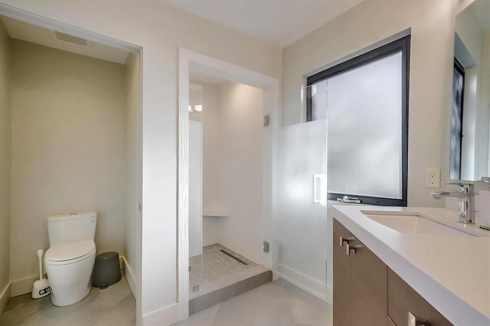KBM Resorts Long Term Lease 4 Bed/3 Bath Luxury Home Pool, Bbq, Fitness Center Orinda Retreat Ldd-32