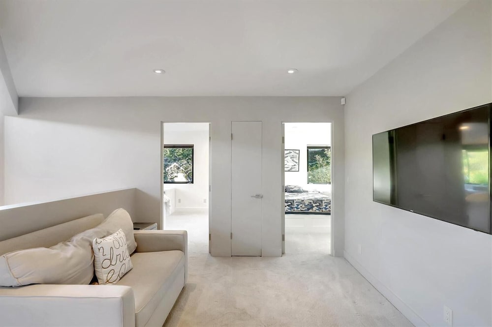 KBM Resorts Long Term Lease 4 Bed/3 Bath Luxury Home Pool, Bbq, Fitness Center Orinda Retreat Ldd-32