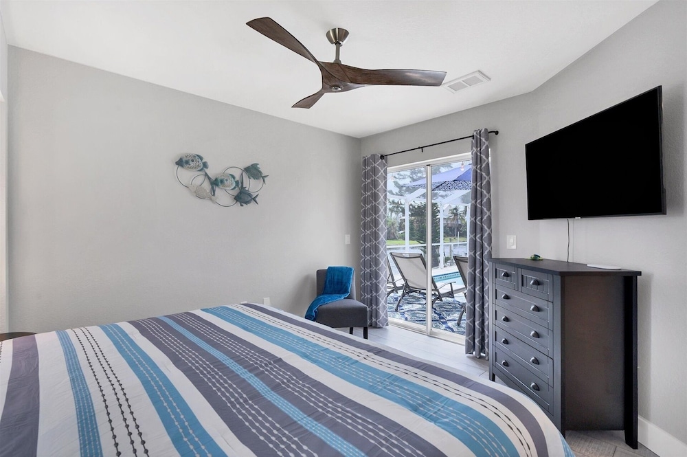 Punta Gorda 3-Bedroom Canalfront Pool Vacation Home with Dock 3 Home
