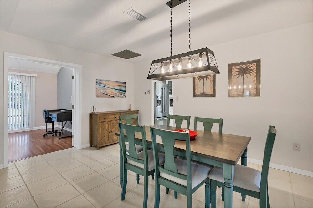 1406 Surfbird Court