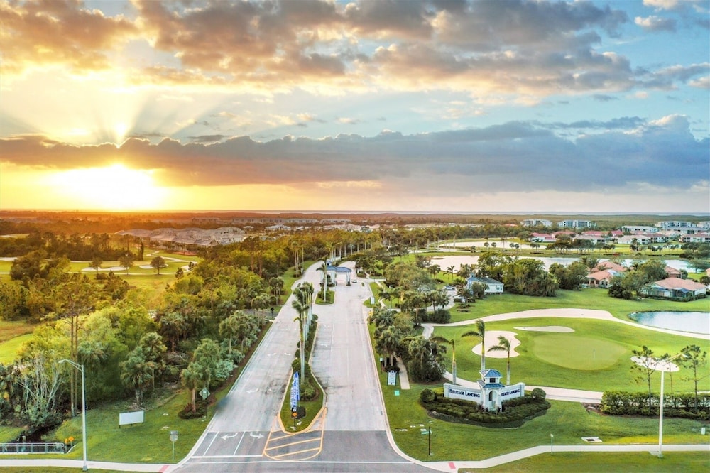 Heritage Landing Golf Club 30 night minimum 2 Bedroom Condo 2 Condo