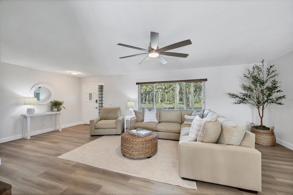 Port Charlotte 3 Bedroom Pool+Spa Vacation Home on Canal 3 Home