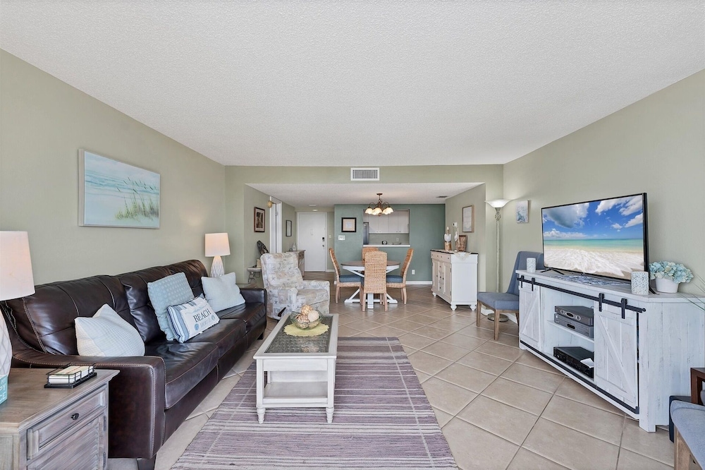 Anchorage Resort Top Floor 2 Bedroom Condo with Gulf Views 2 Condo