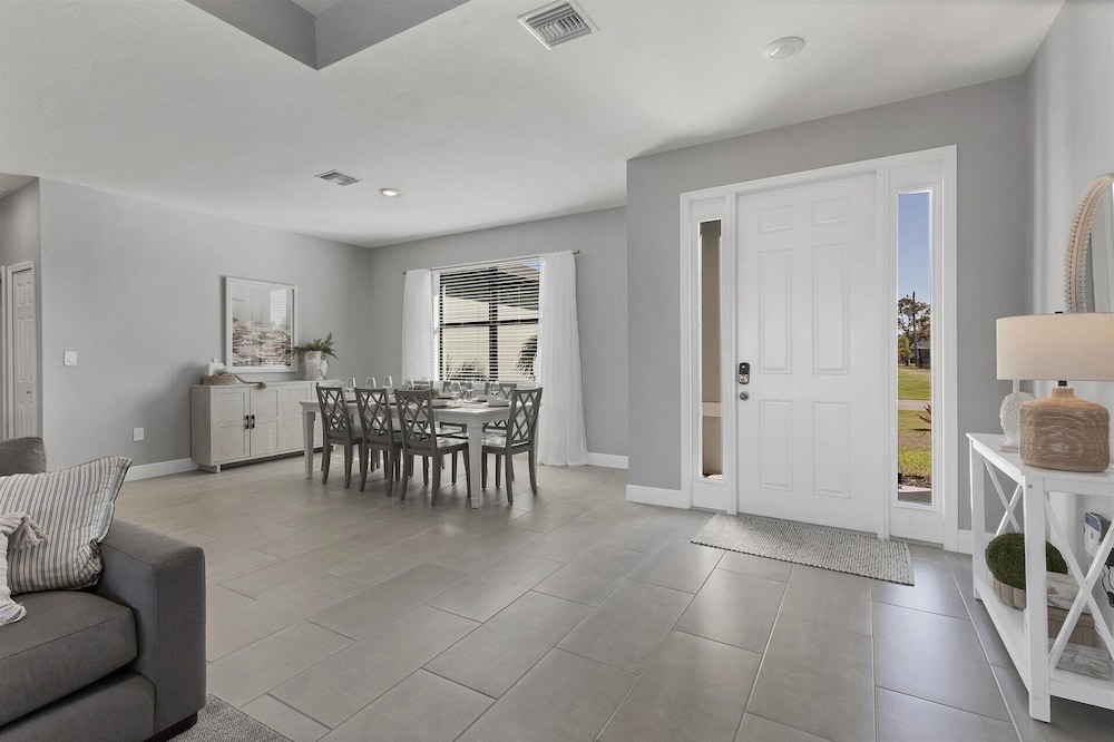 25499 Doredo Drive