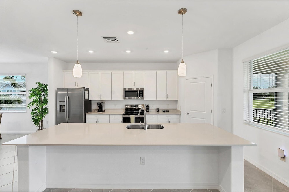 14843 Birchwood Court