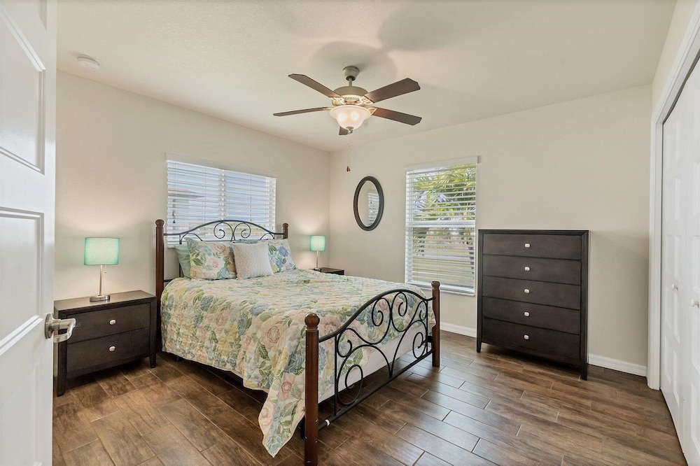 South Gulf Cove 3 Bedroom Canal Pool Home 3 Home