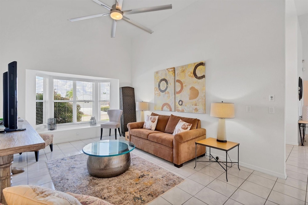 Punta Gorda Isles 3-Bedroom Private Pool Home on Canal with Dock 3 Home