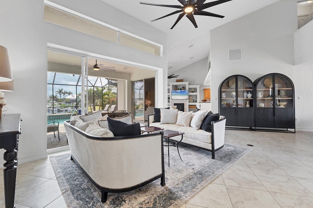 1217 Spoonbill Drive