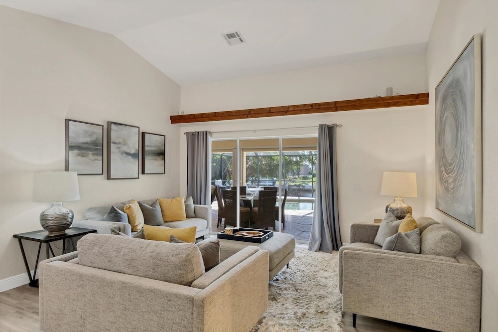 Punta Gorda 3-Bedroom Canalfront Vacation Home with Dock 3 Home