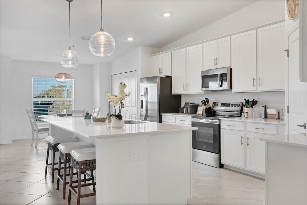 14261 Heritage Landing Blvd #1625