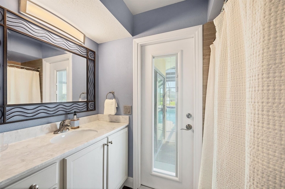 Port Charlotte 3 Bedroom Pool+Spa Vacation Home on Canal 3 Home
