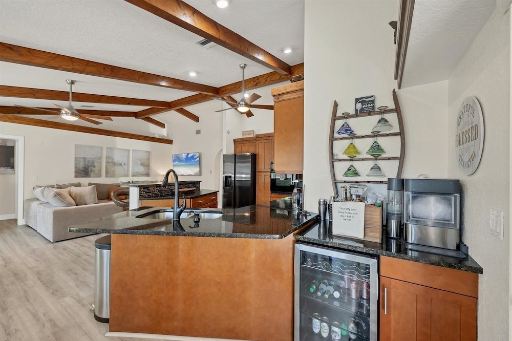 Punta Gorda 3-Bedroom Canalfront Vacation Home with Dock 3 Home