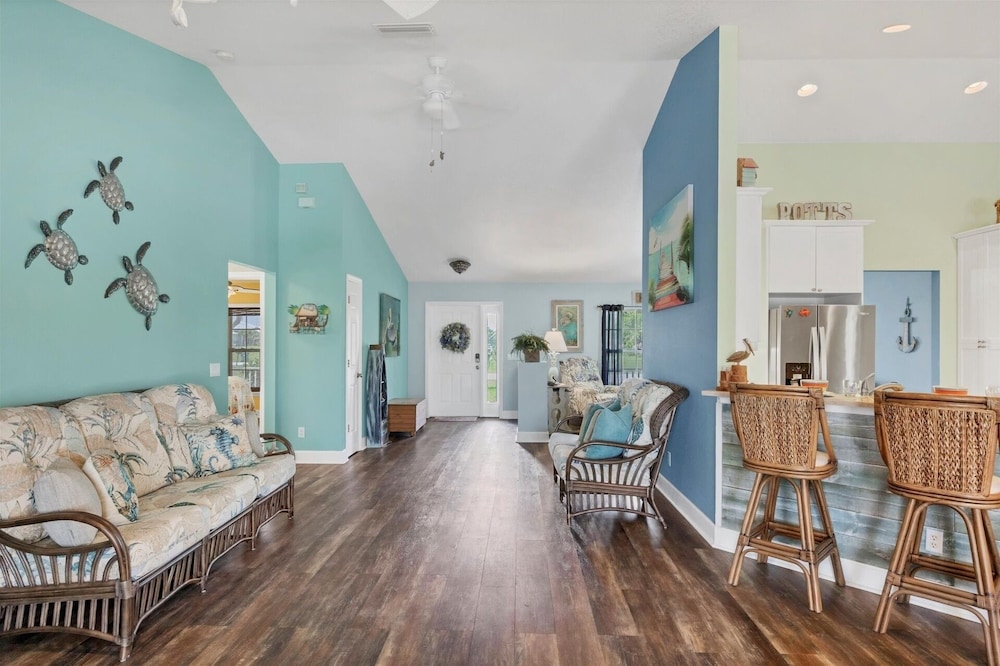 South Gulf Cove 3 Bedroom Canal Pool Home 3 Home