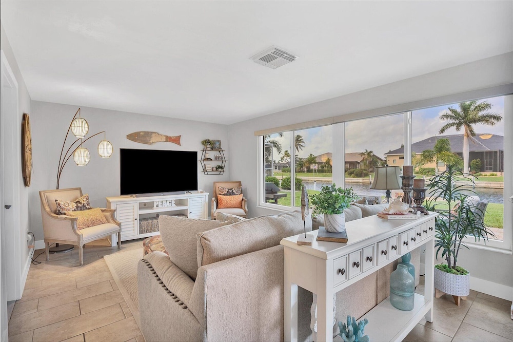 2219 El Cerito Court